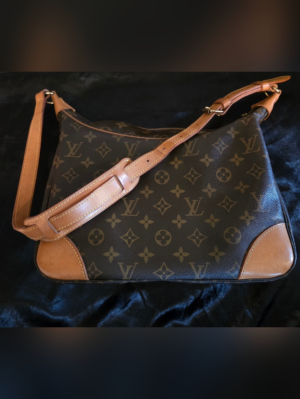 Louis Vuitton Monogram Boulogne 30 W/COA
